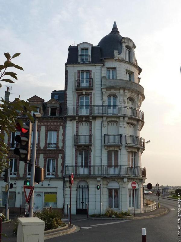 Escapade De Charme Les Pieds Dans L'Eau Appartement Houlgate Buitenkant foto