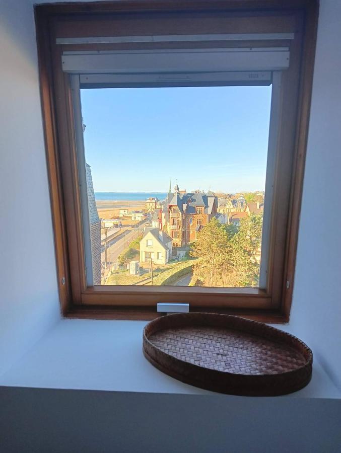 Escapade De Charme Les Pieds Dans L'Eau Appartement Houlgate Buitenkant foto